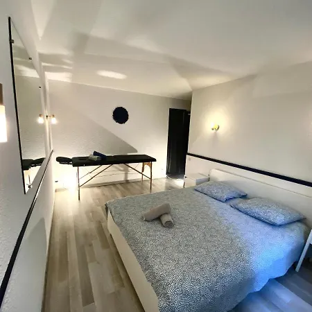 公寓 Patio, Jacuzzi Professionnel, Table De Massage, Climatise, Le Cocon De Pedro
